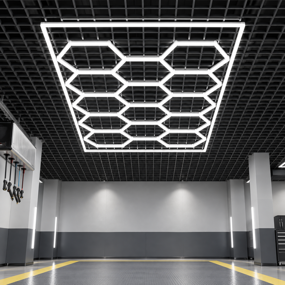 14-Hex Honeycomb LED Workshop Light – 4.78 × 2.41 m